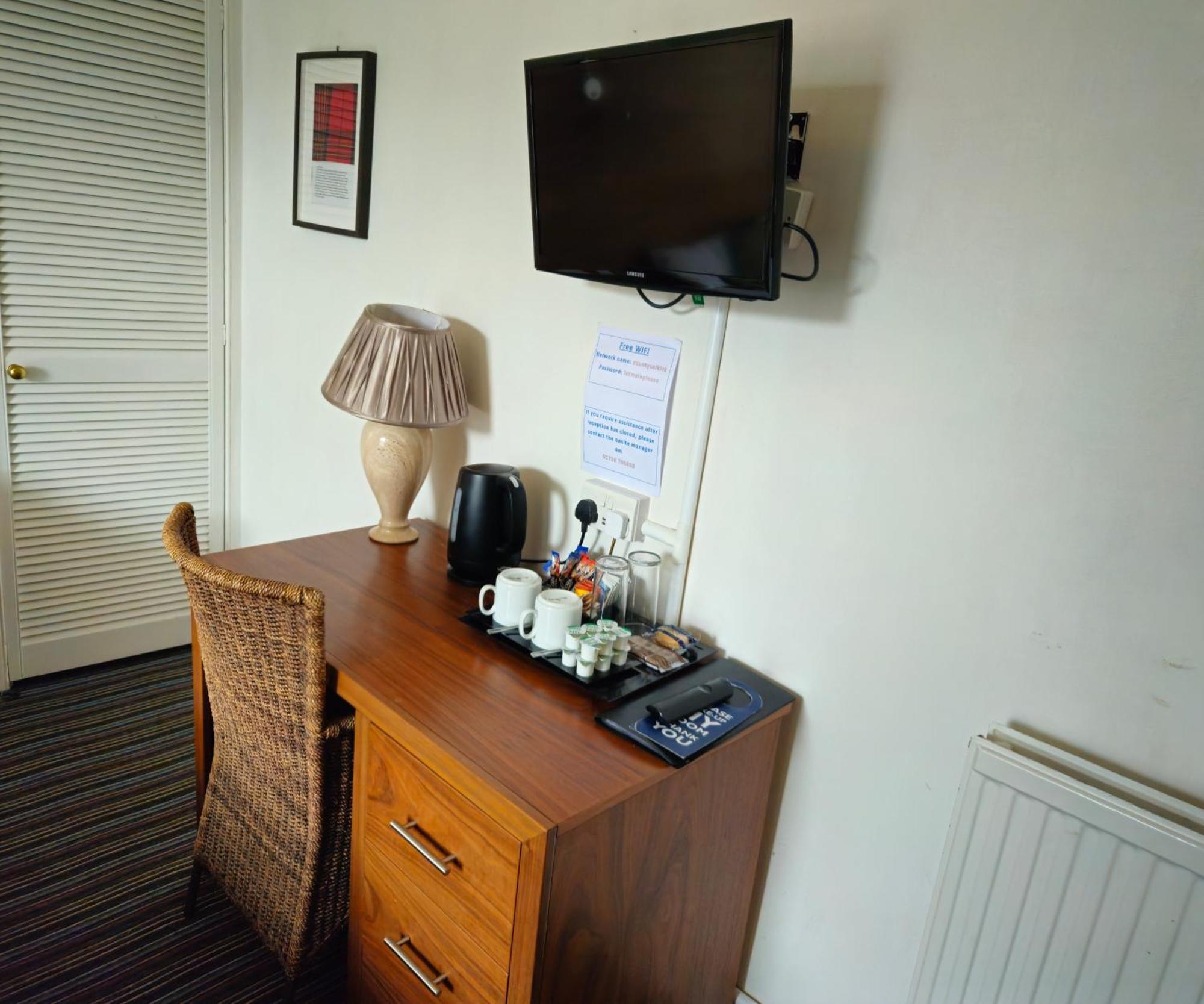 The County Hotel - Self Check-In, Ultra Fast Wi-Fi, Free Parking, Central Location Selkirk Luaran gambar