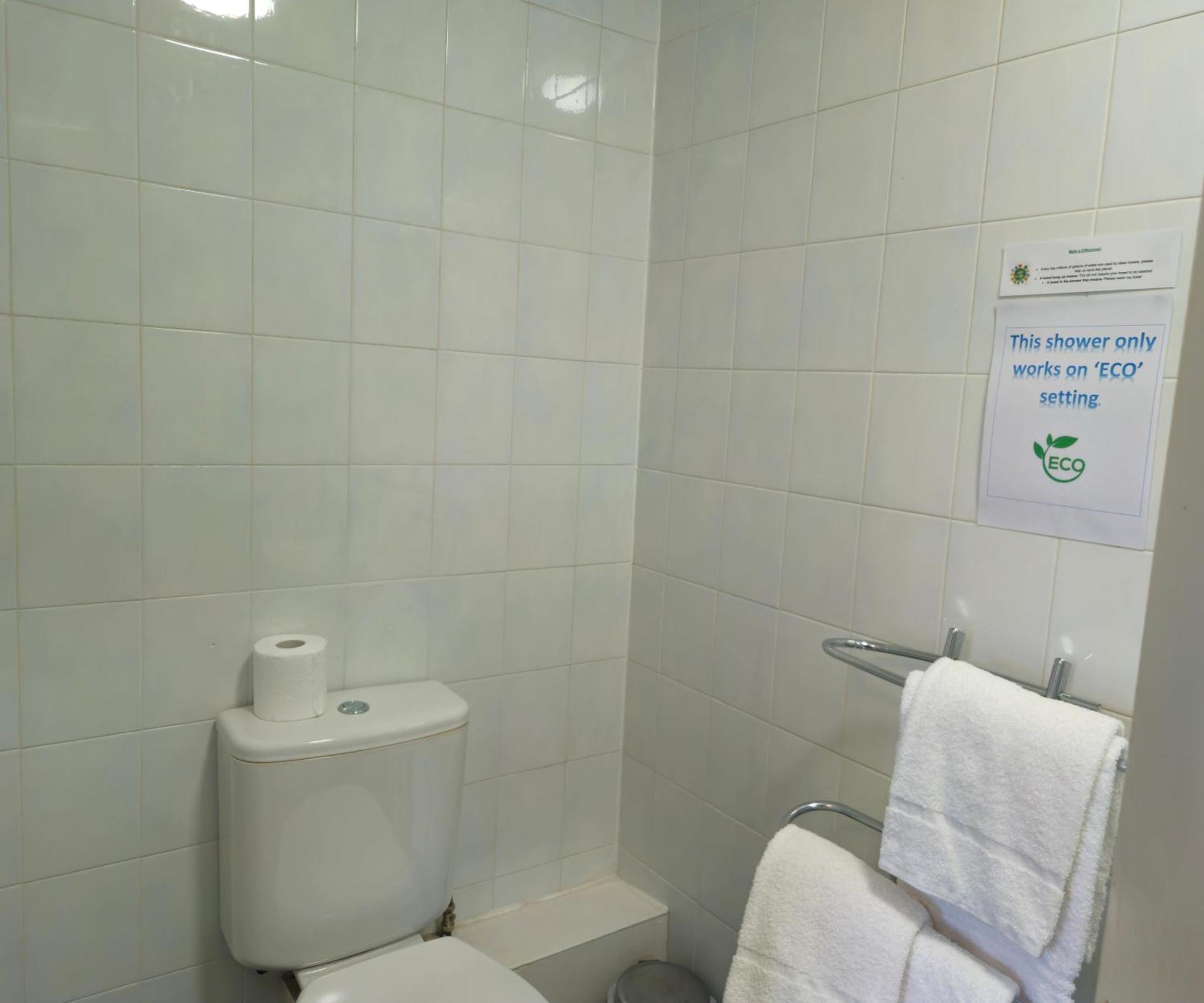 The County Hotel - Self Check-In, Ultra Fast Wi-Fi, Free Parking, Central Location Selkirk Luaran gambar