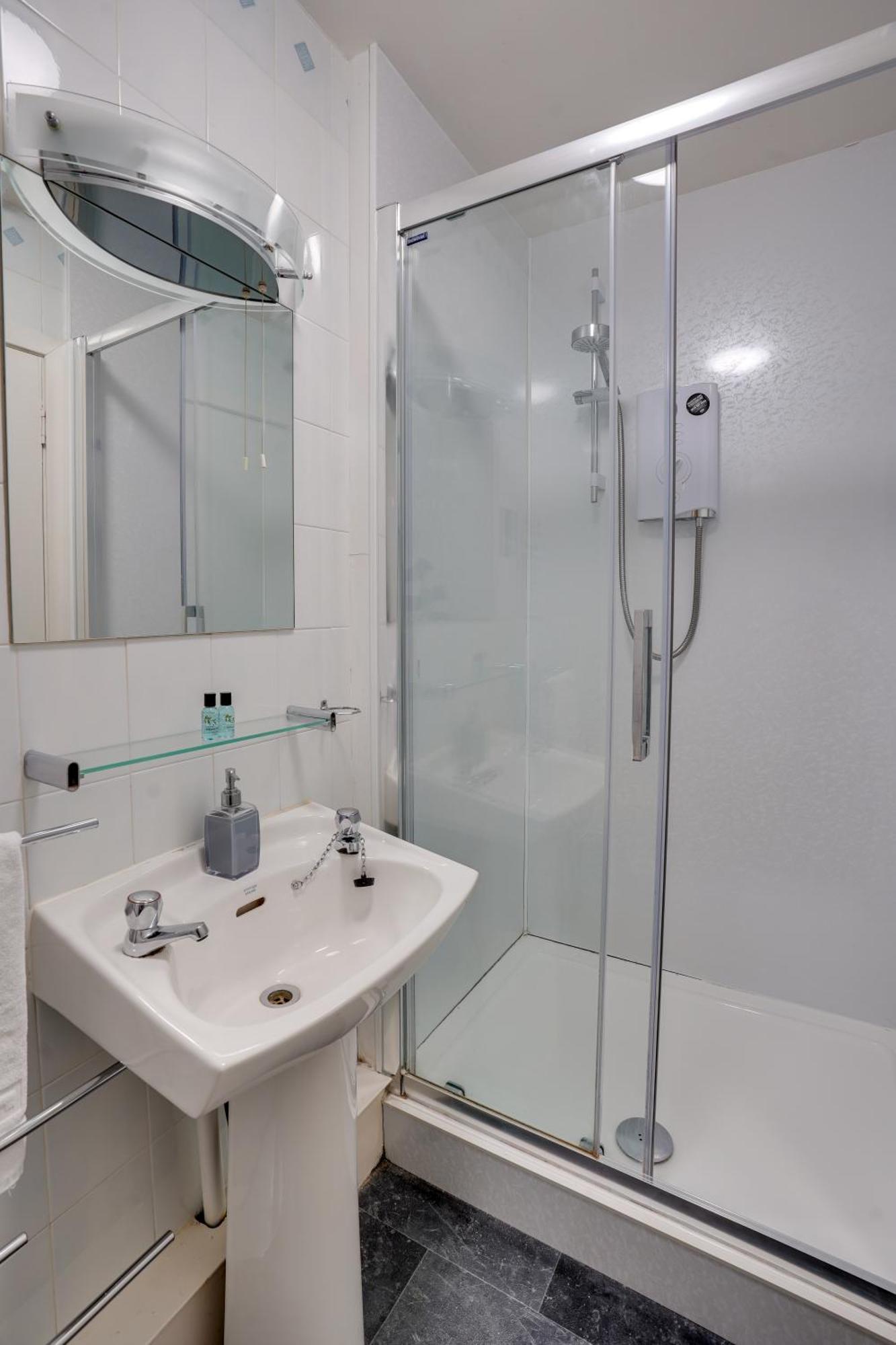 The County Hotel - Self Check-In, Ultra Fast Wi-Fi, Free Parking, Central Location Selkirk Luaran gambar