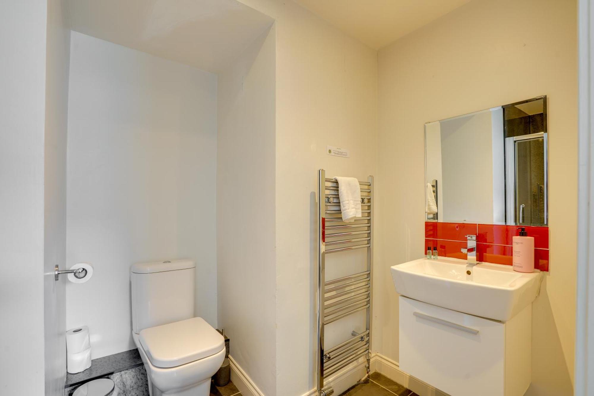 The County Hotel - Self Check-In, Ultra Fast Wi-Fi, Free Parking, Central Location Selkirk Luaran gambar