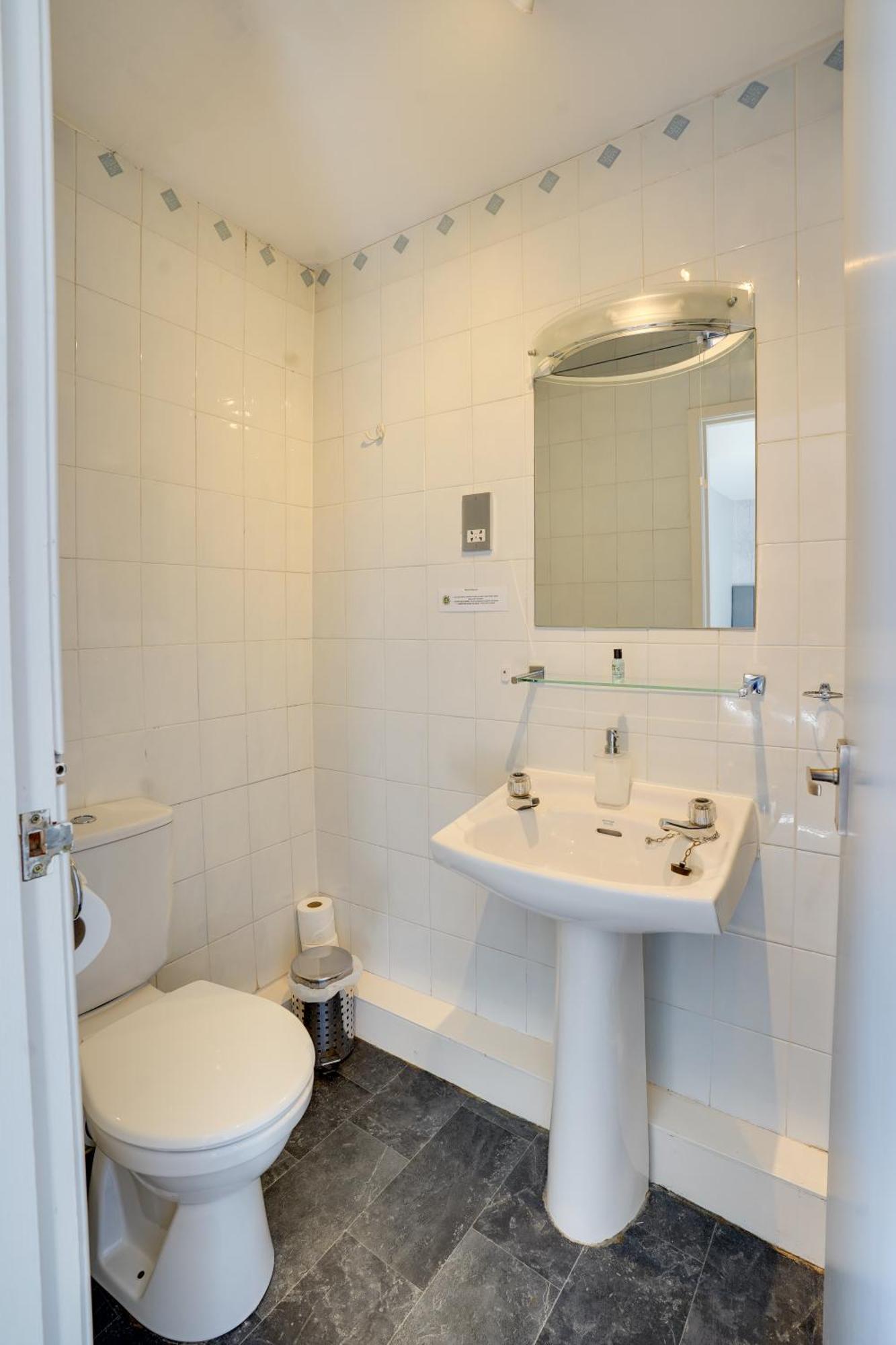 The County Hotel - Self Check-In, Ultra Fast Wi-Fi, Free Parking, Central Location Selkirk Luaran gambar